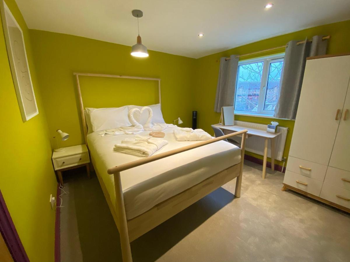 Aaron Wise - 17 Fitzhamon Apartments Cardiff Kültér fotó