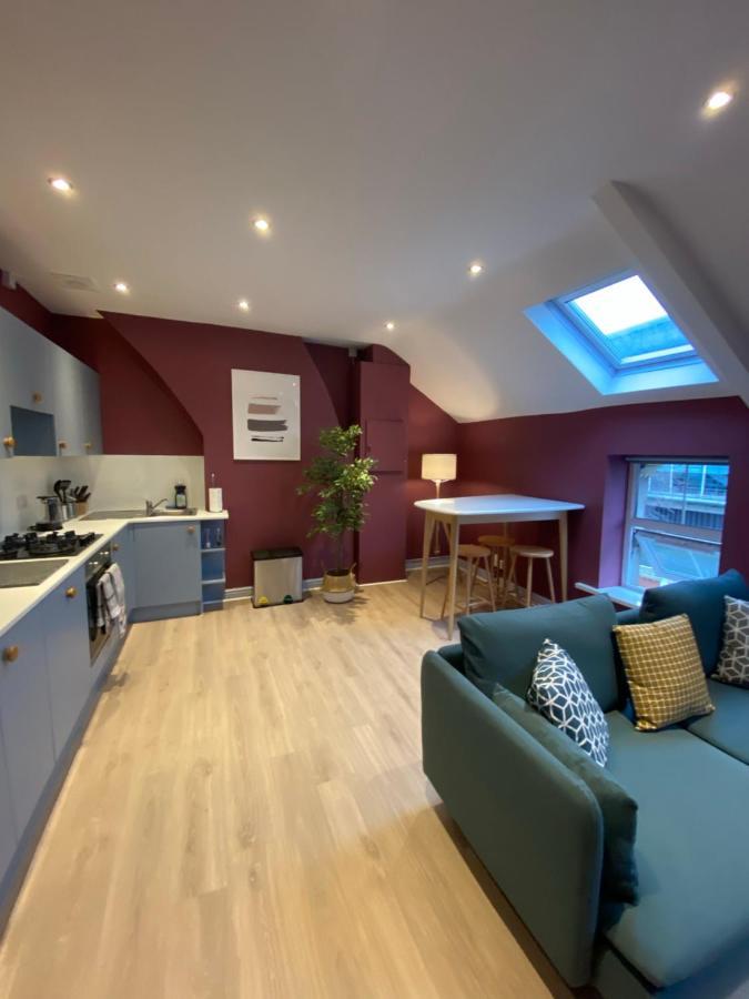 Aaron Wise - 17 Fitzhamon Apartments Cardiff Kültér fotó