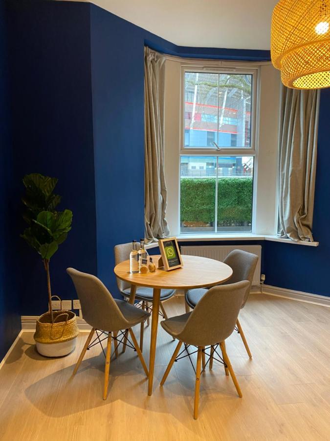 Aaron Wise - 17 Fitzhamon Apartments Cardiff Kültér fotó