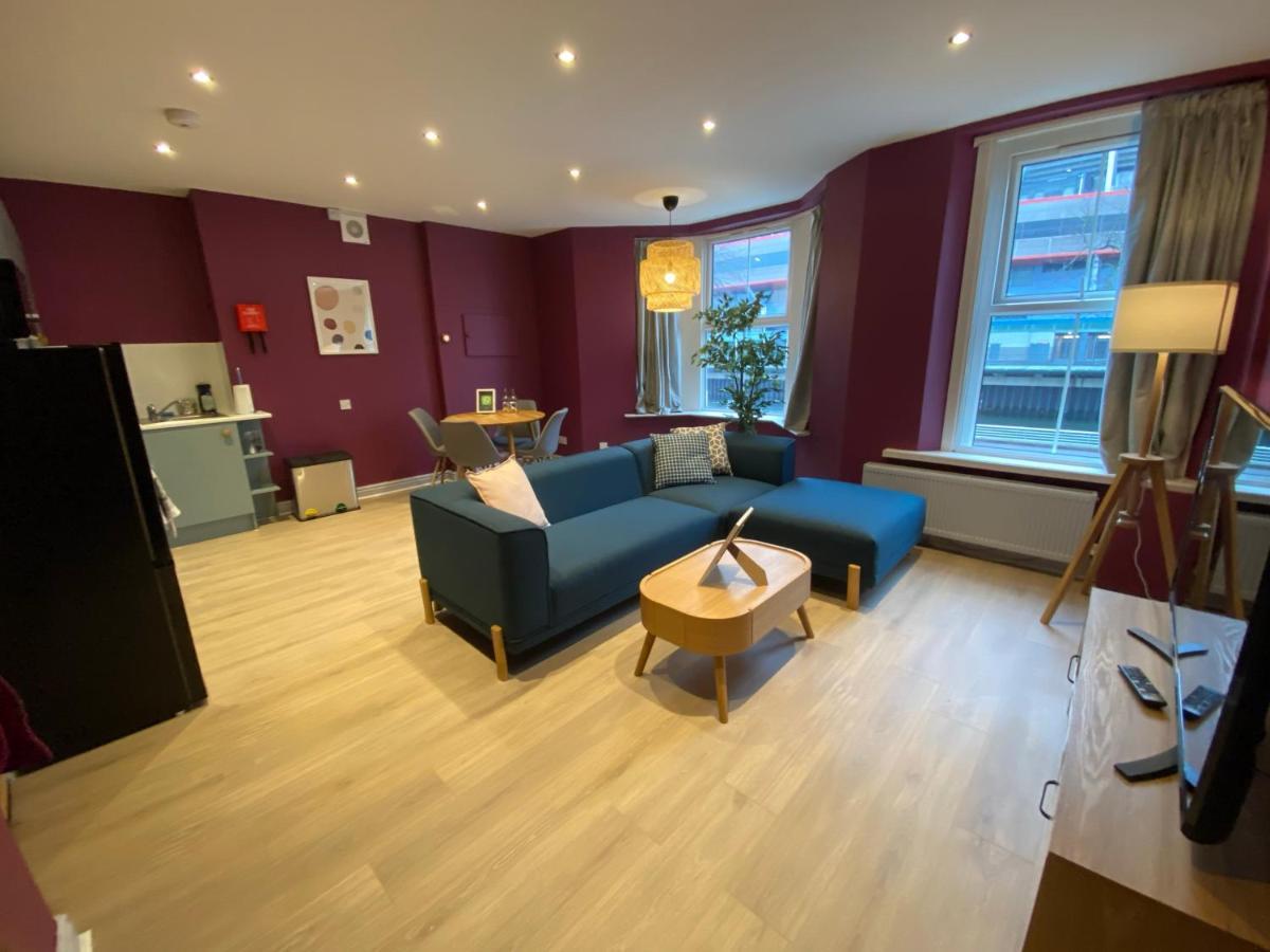 Aaron Wise - 17 Fitzhamon Apartments Cardiff Kültér fotó