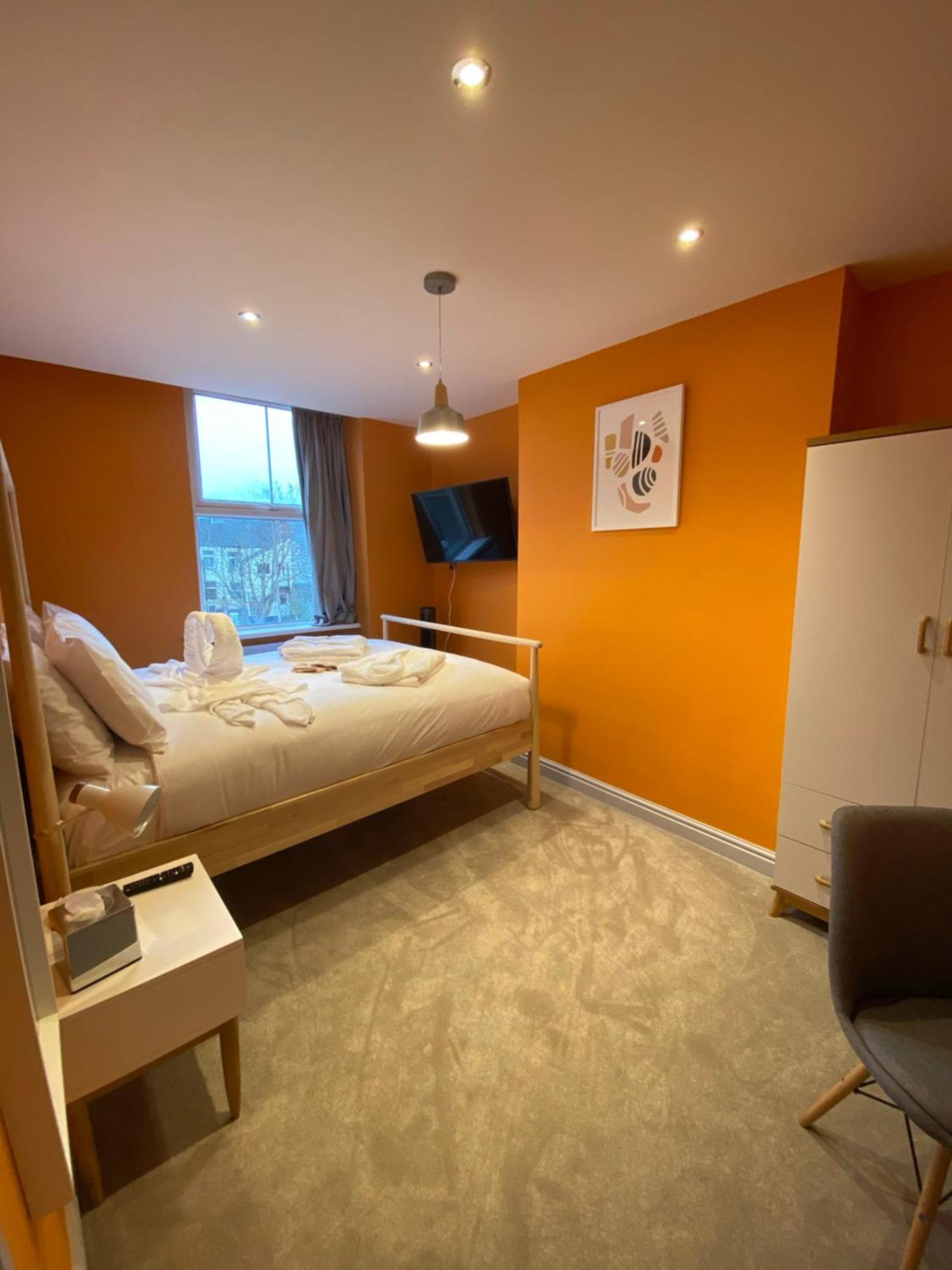 Aaron Wise - 17 Fitzhamon Apartments Cardiff Kültér fotó